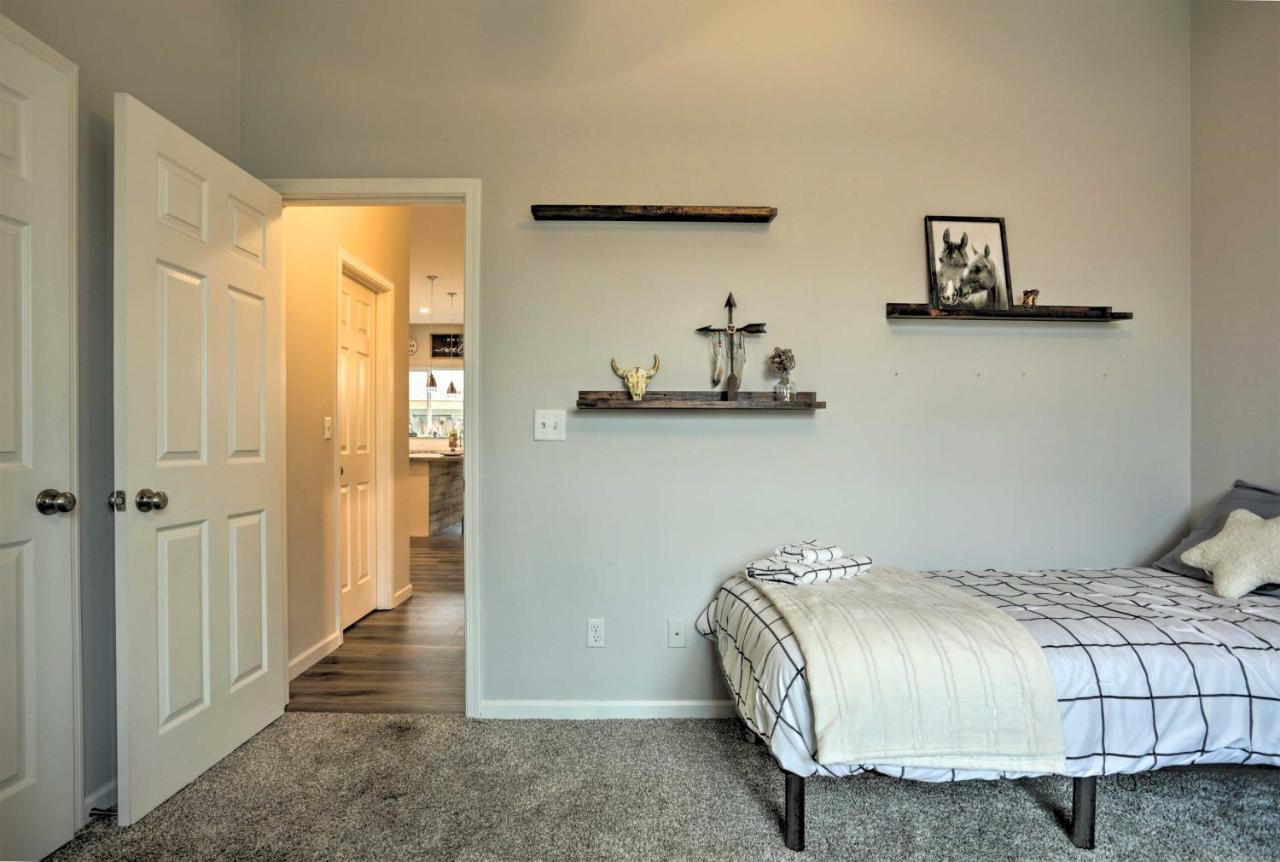 Stunning Clovis Home About 1 Mile To Old Town! Ngoại thất bức ảnh