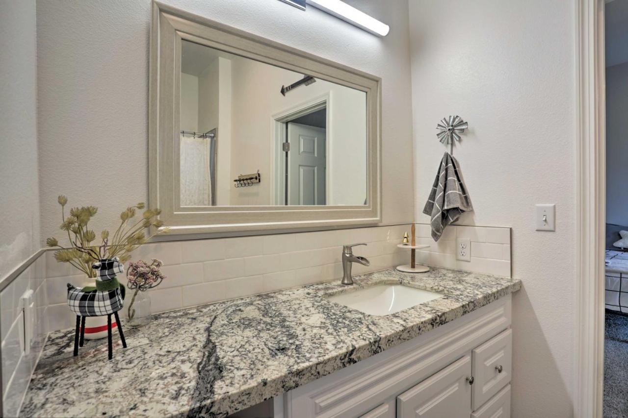 Stunning Clovis Home About 1 Mile To Old Town! Ngoại thất bức ảnh