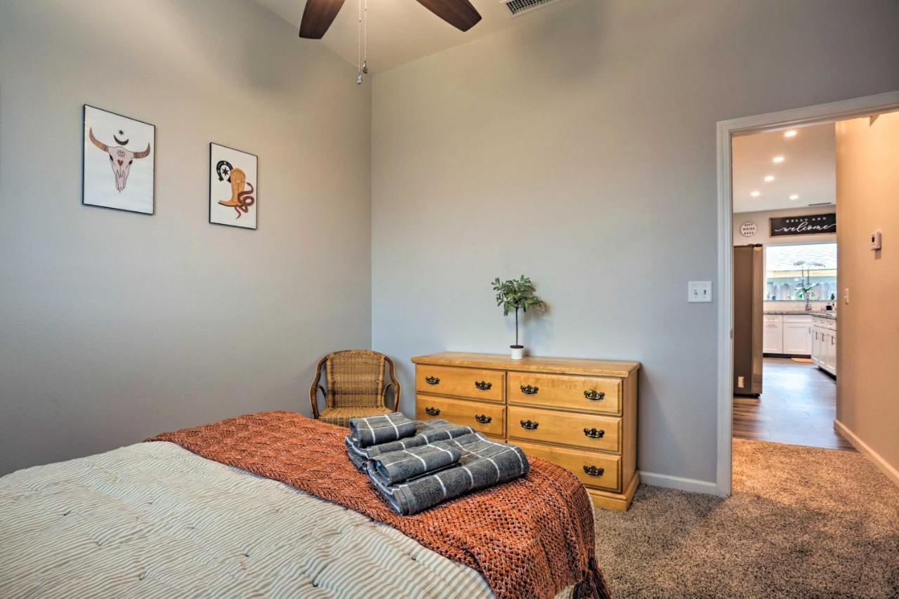 Stunning Clovis Home About 1 Mile To Old Town! Ngoại thất bức ảnh